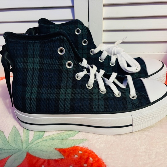 Plaid Bow Converse - Picture 4 of 7